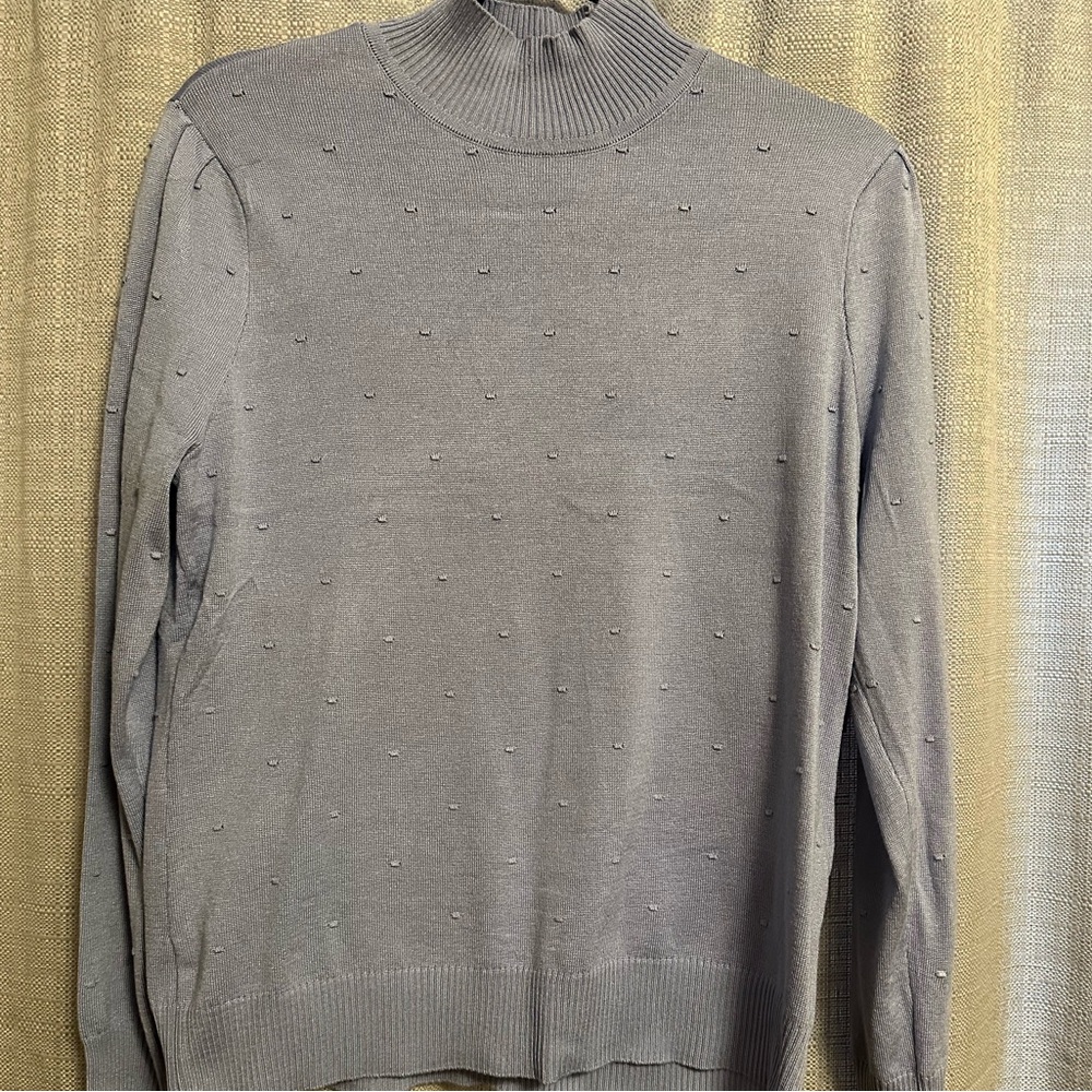 NWT women’s lavender sweater